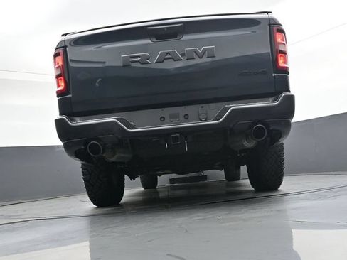 Used 2025 RAM 1500 Warlock AWD/4WD image 32