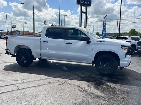 Used 2024 Chevrolet Silverado 1500 Custom w/ LPO, Dark Essentials Package AWD/4WD image 6