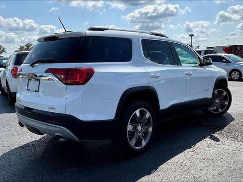 Used 2019 GMC Acadia SLT AWD/4WD image 4