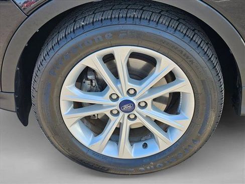 Used 2018 Ford Escape SE FWD image 22