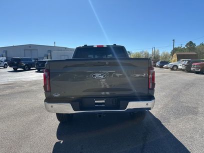 New 2026 Ford F150 Lariat w/ Equipment Group 501A Mid