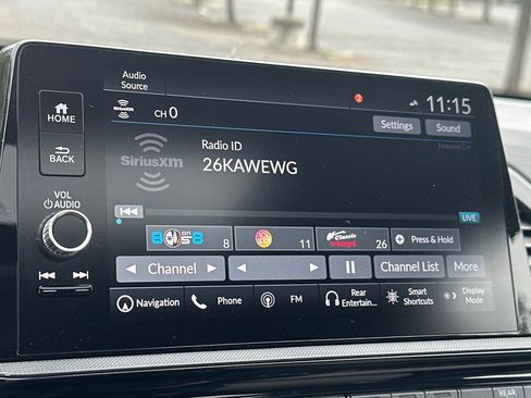 Used 2025 Honda Odyssey Elite image 26