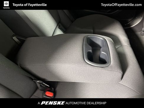 Used 2023 Toyota Corolla LE FWD image 11
