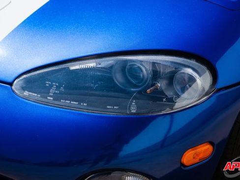 Used 1996 Dodge Viper GTS image 38