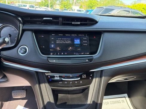 Certified 2023 Cadillac XT5 Premium Luxury AWD/4WD image 15