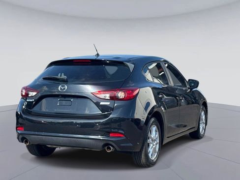 Used 2018 MAZDA MAZDA3 Sport FWD image 3