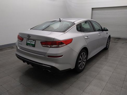 Used 2019 Kia Optima LX w/ LX 17" Wheel Package FWD image 9
