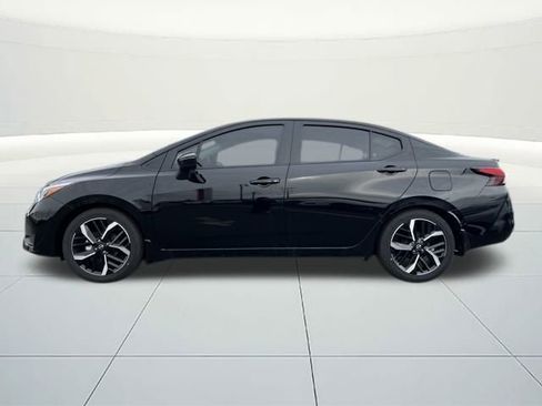 New 2025 Nissan Versa SR w/ Trunk Package image 2