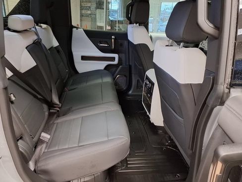 Used 2024 GMC Hummer EV 3X w/ Extreme Off-Road Package AWD/4WD image 14
