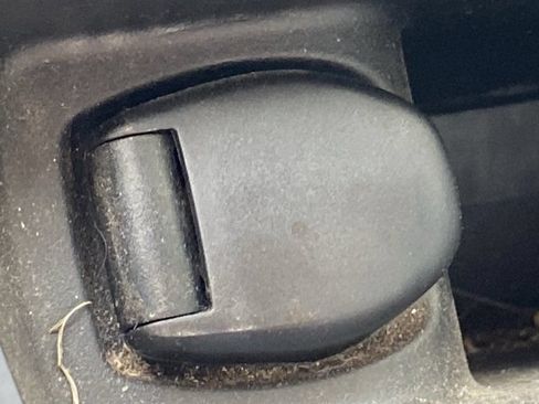 Used 2018 Nissan Sentra S FWD image 17