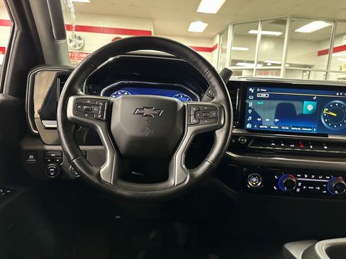 Used 2024 Chevrolet Silverado 1500 RST image 14
