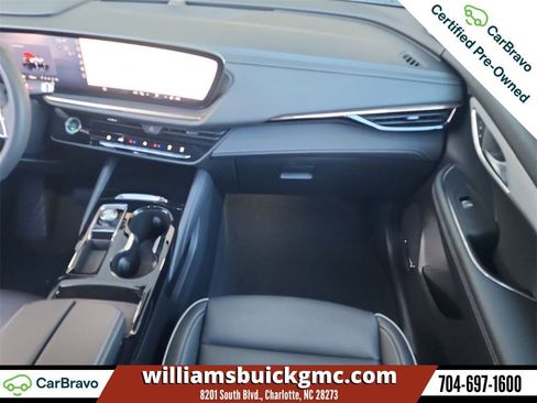 Certified 2025 Buick Envision Avenir image 30