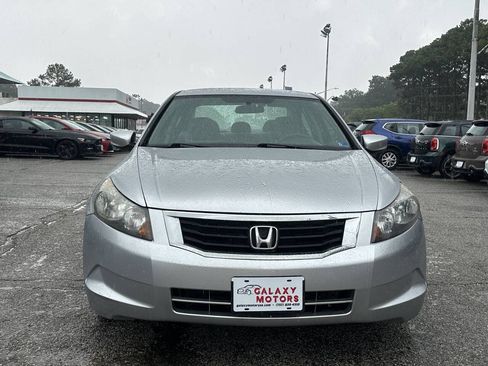 Used 2010 Honda Accord LX-P image 3