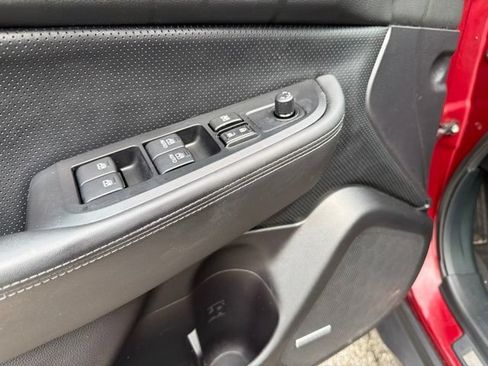 Used 2016 Subaru Outback 2.5i Limited AWD/4WD image 12