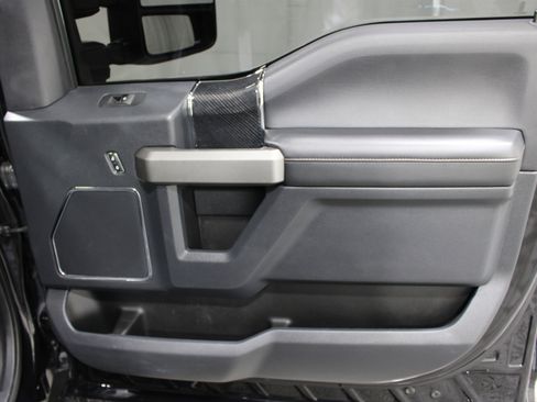 Used 2022 Ford F350 Platinum AWD/4WD image 29