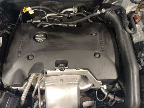 Used 2018 GMC Terrain SLE FWD image 30