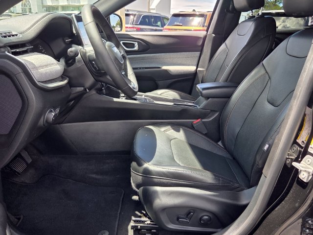 Certified 2023 Jeep Compass Latitude AWD/4WD image 10