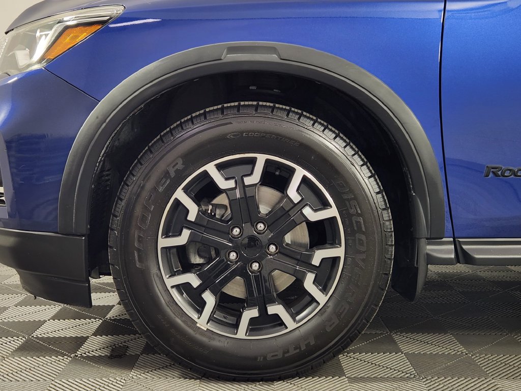 Used 2019 Nissan Pathfinder SL w/ Rock Creek Edition FWD image 22