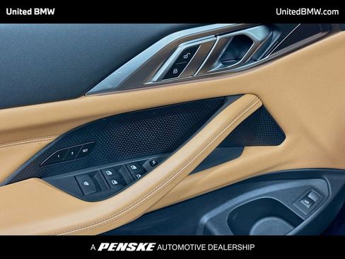 Used 2025 BMW 430i Convertible image 3