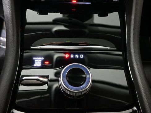 Used 2023 Jeep Grand Cherokee Limited w/ Black Appearance Package image 33