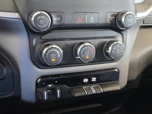 Used 2024 RAM 2500 Big Horn image 19