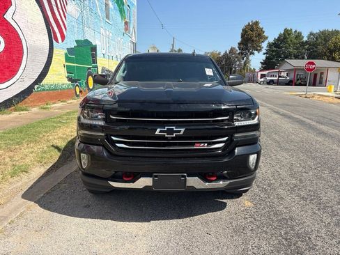 Used 2018 Chevrolet Silverado 1500 LTZ Z71 w/ Redline Edition AWD/4WD image 9