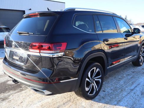 Used 2023 Volkswagen Atlas SEL image 3