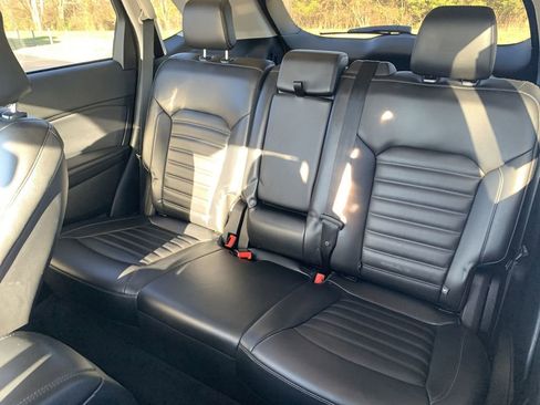 Used 2023 Ford Edge SEL image 23