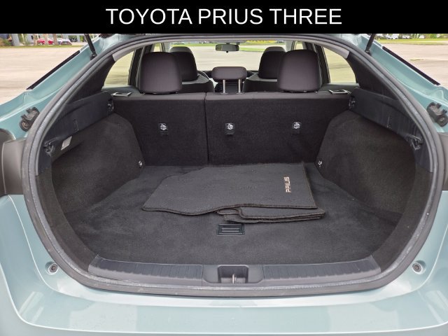 Used 2016 Toyota Prius Three FWD image 15