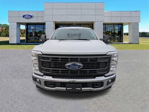 New 2026 Ford F250 XL RWD image 9