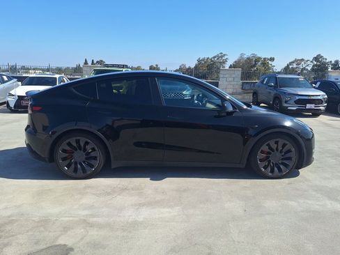 Used 2022 Tesla Model Y Performance AWD/4WD image 4