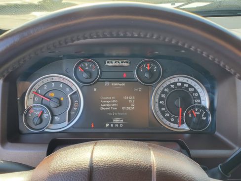 Used 2018 RAM 3500 SLT w/ Luxury Group image 17