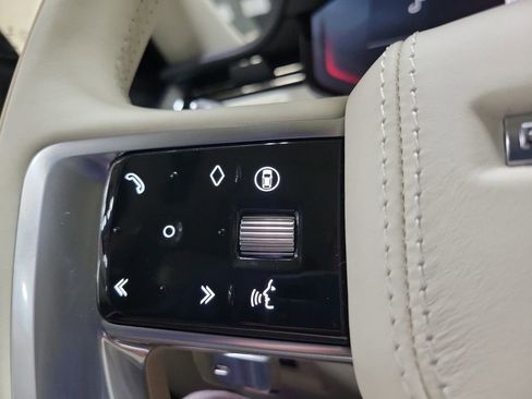 New 2026 Land Rover Range Rover SV image 15