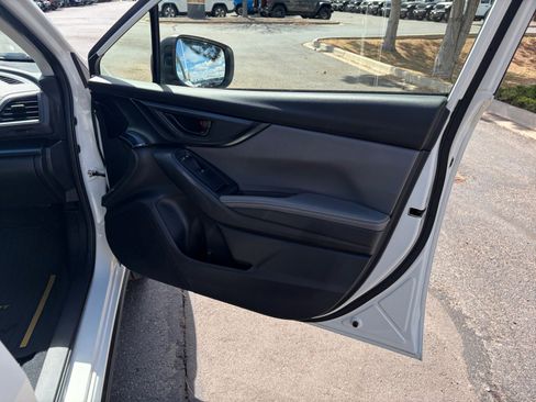 Used 2023 Subaru Crosstrek 2.5i Sport AWD/4WD image 16