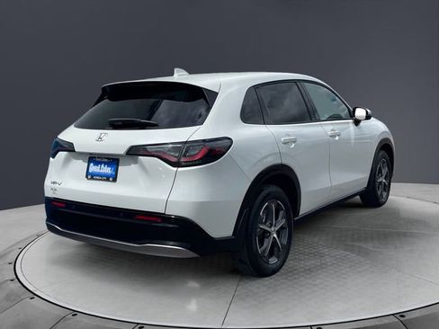 Certified 2024 Honda HR-V EX-L image 5