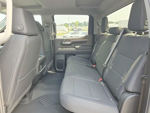 New 2026 Chevrolet Silverado 1500 RST w/ Z71 Off-Road Package AWD/4WD image 9