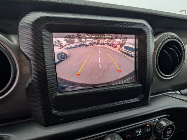 Used 2022 Jeep Wrangler Unlimited Sport AWD/4WD image 20