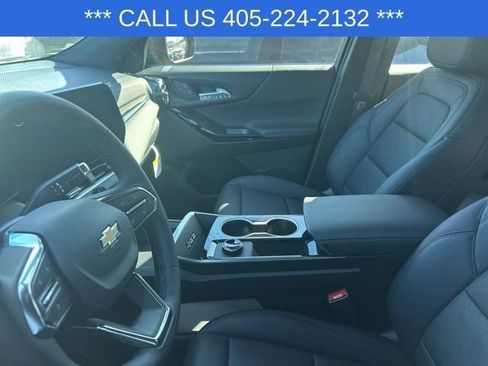 New 2026 Chevrolet Equinox LT w/ Convenience Package II image 6