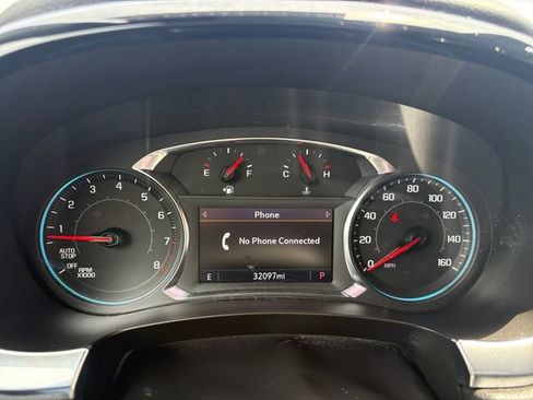 Used 2023 Chevrolet Traverse LT FWD image 26