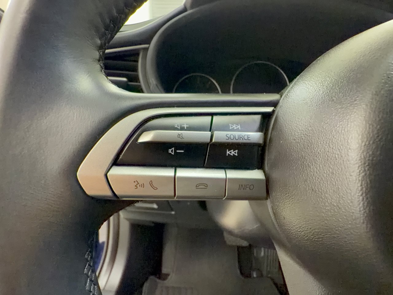 Used 2022 MAZDA CX-30 AWD 2.5 S w/ Select Package image 22