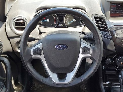 Used 2014 Ford Fiesta SE w/ Equipment Group 201A image 29