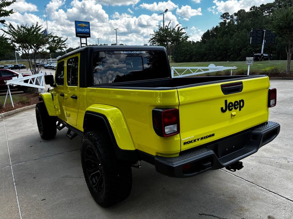 Used 2023 Jeep Gladiator Sport AWD/4WD image 10