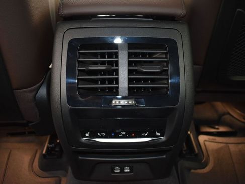 New 2025 BMW X4 xDrive30i image 17