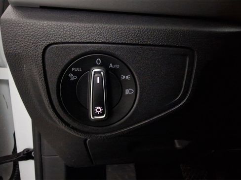 Used 2021 Volkswagen Atlas SE w/ Panoramic Sunroof Package image 20