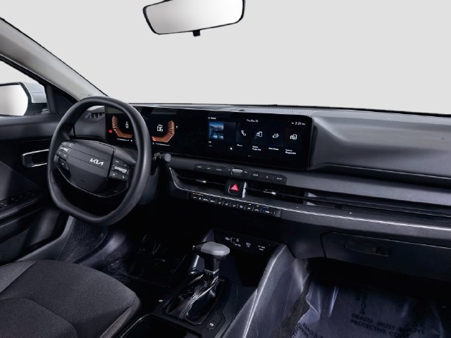 Used 2026 Kia K4 FWD image 29