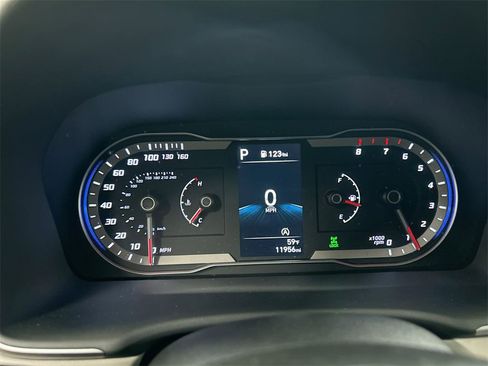 Used 2024 Hyundai Tucson SE image 13