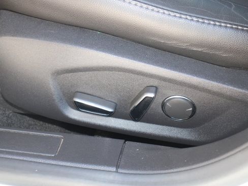 Used 2014 Ford Fusion Energi SE w/ Driver Assist Package image 12