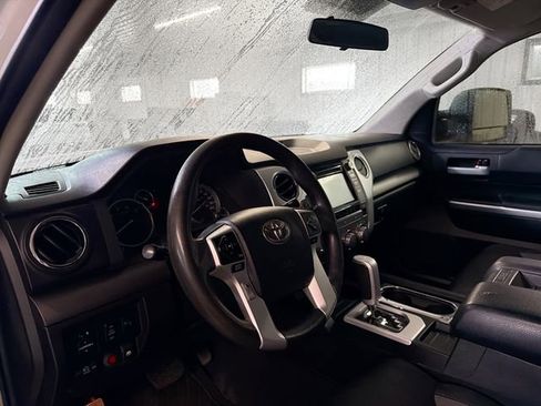 Used 2016 Toyota Tundra SR5 AWD/4WD image 8