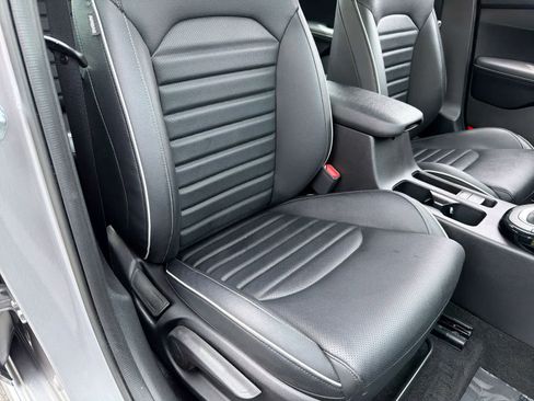 Used 2023 Kia Forte GT-Line w/ GT-Line Premium Package FWD image 23