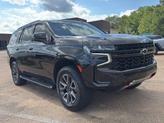 Used 2023 Chevrolet Tahoe Z71 w/ Luxury Package AWD/4WD video 1